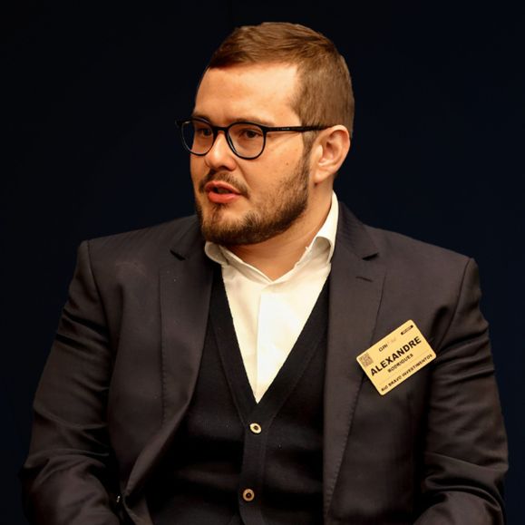 "Temos R$ 1,3 bi de investimento em varejo", diz Alexandre Rodrigues (Rio Bravo)